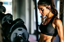 新手健身指南，掌握科学减脂，迈向健康生活