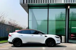 比亚迪，引领电动车革命的先锋