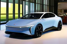 全面解析，覆盖燃油与新能源全品类车型，中外主流汽车品牌及车企动态