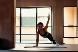 健身打卡、训练营、成果分享、教练答疑—连接同好一起坚持