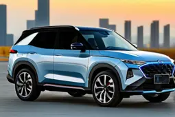 全面解析紧凑型车市场，燃油与新能源的双轨并行