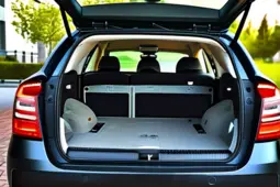 打造个性化汽车生活，从后备箱隔音到全面升级