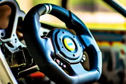 赛车方向盘，汽车改装的终极选择