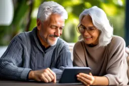 银发族智能生活新体验，全类型适老化App与便捷服务