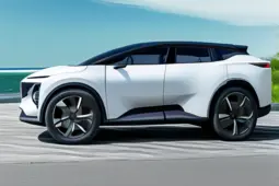 天际汽车，探索新能源与燃油车型的融合之路